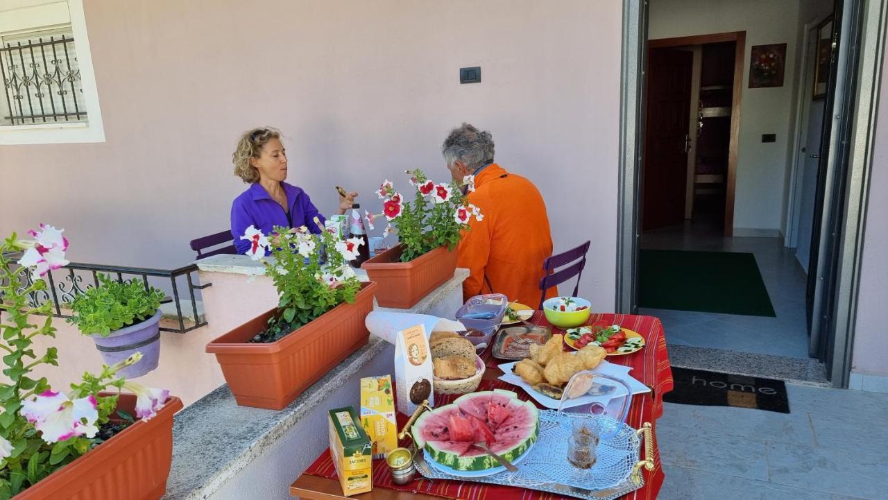 Kalaja Inn Круя Экстерьер фото