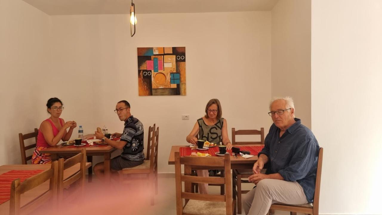 Kalaja Inn Круя Экстерьер фото