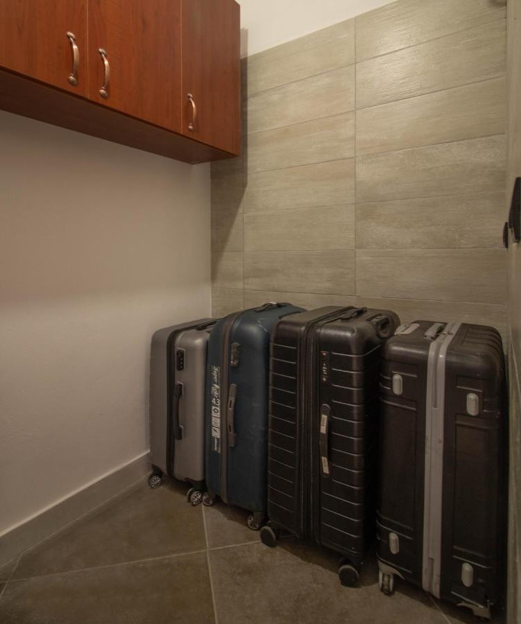 Kalaja Inn Круя Экстерьер фото