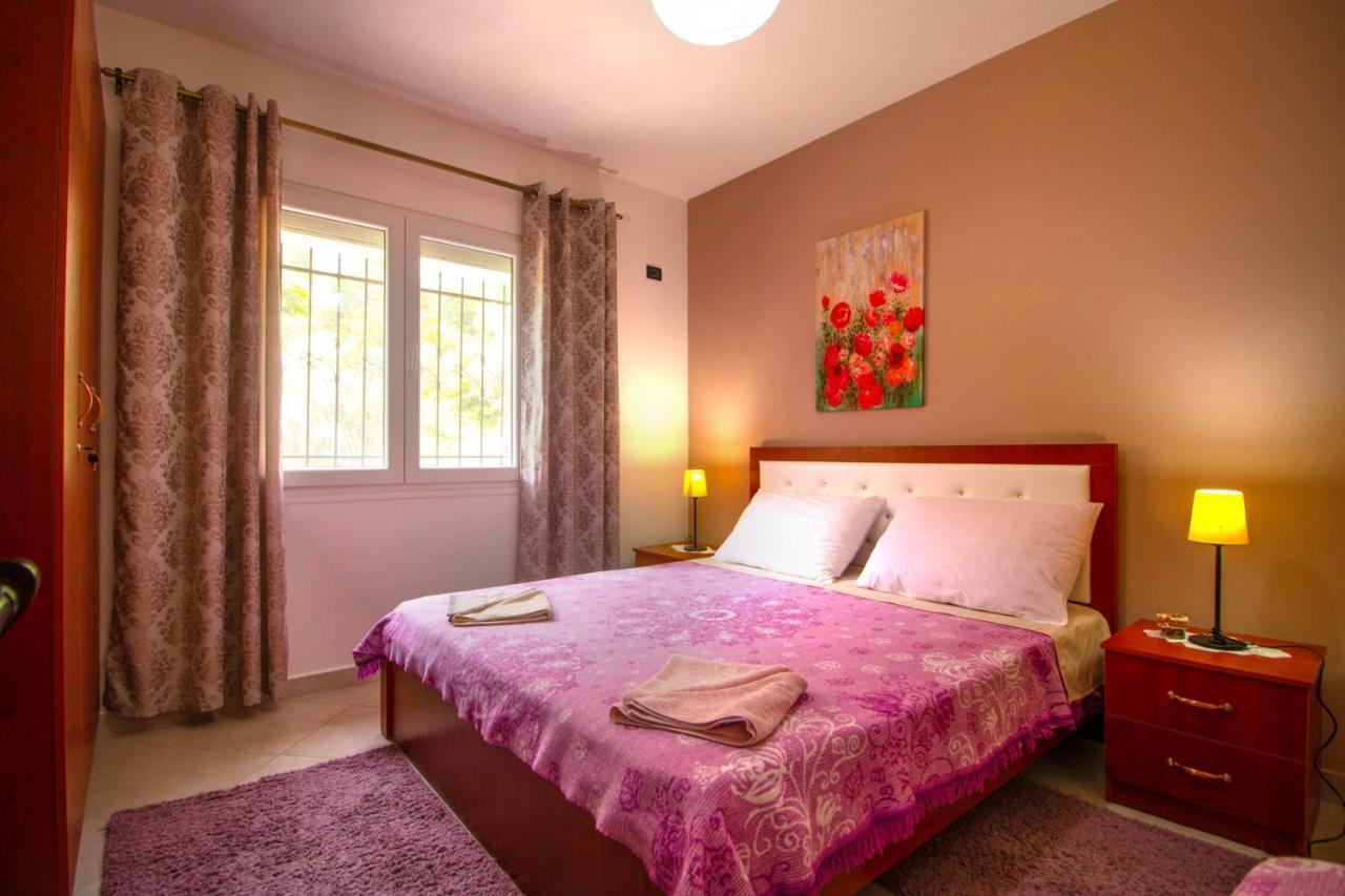 Kalaja Inn Круя Экстерьер фото