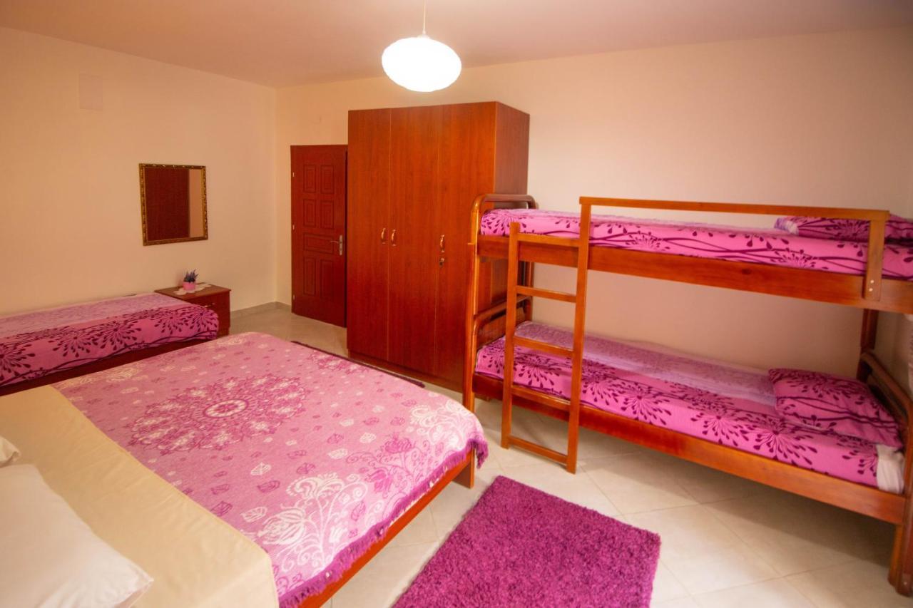 Kalaja Inn Круя Экстерьер фото